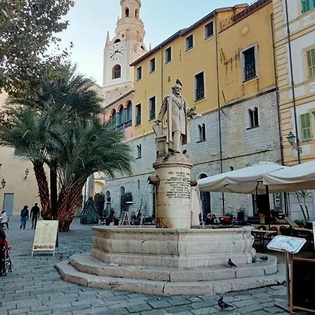 -a Ca' Du Degre'- A Un Passo Da Via Matteotti Apartament *